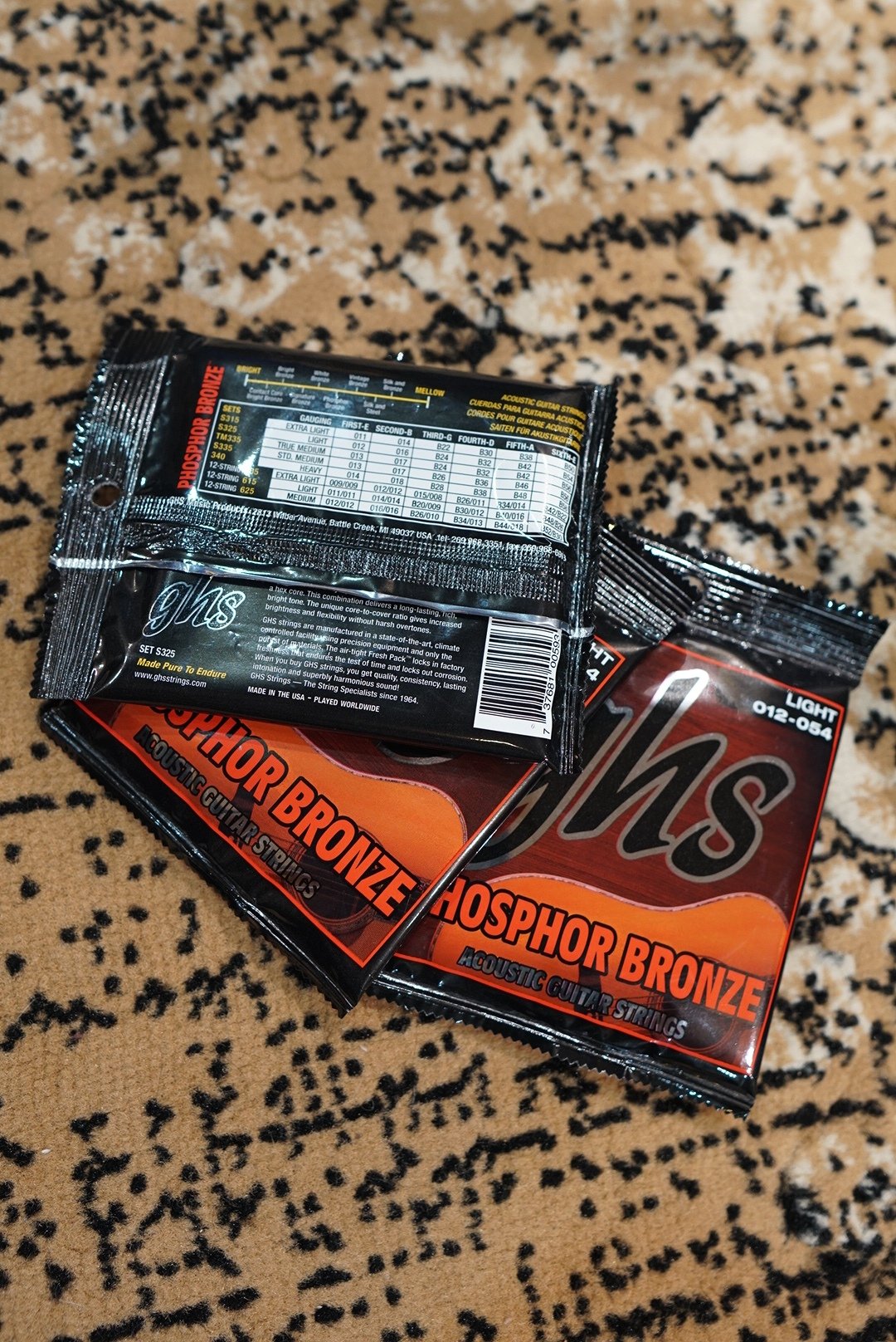 GHS Phosphore Bronze Acoustic Strings - Image 2