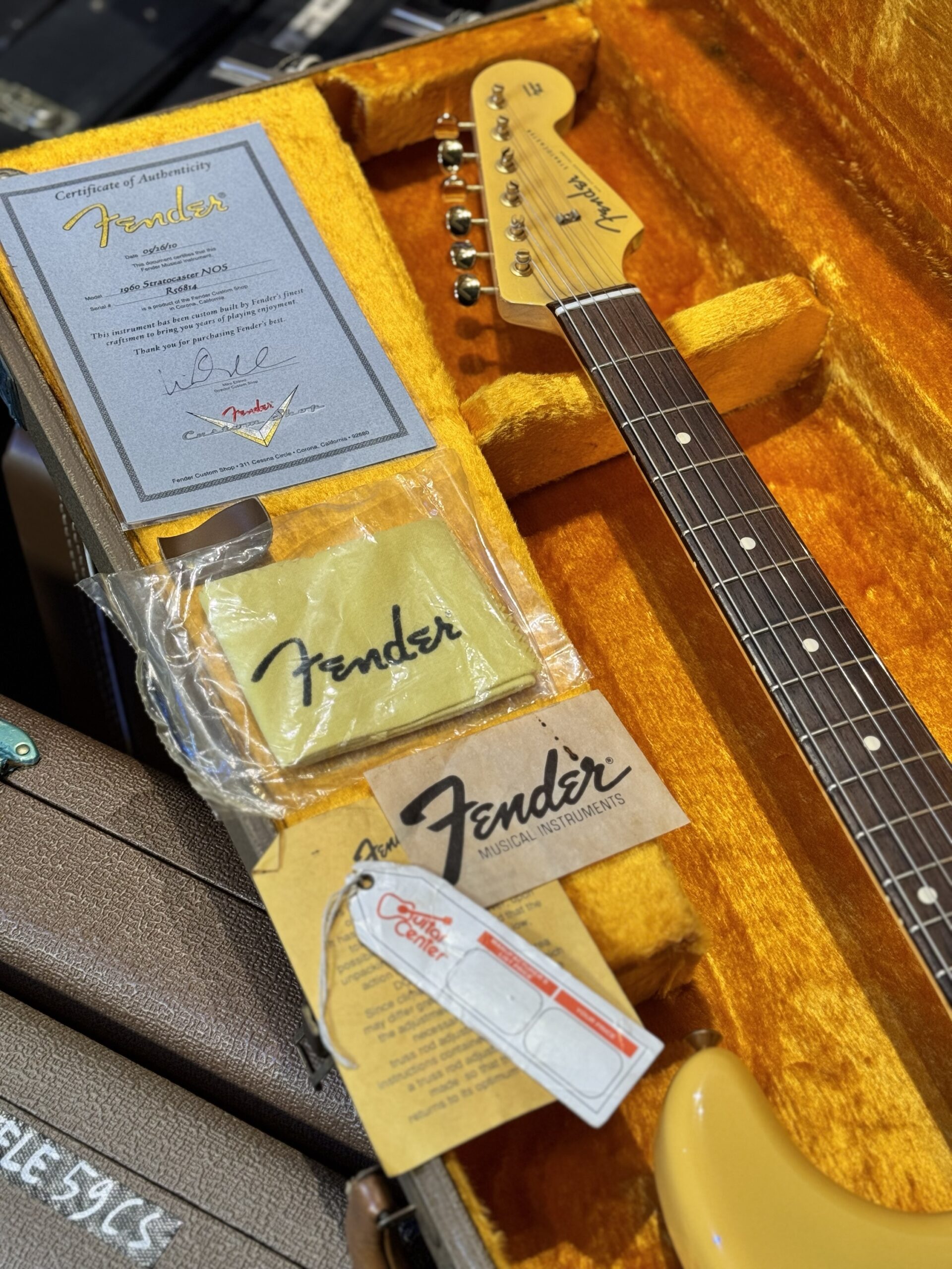 FENDER CUSTOMSHOP 60 MATCHING HEADSTOCK - Image 7