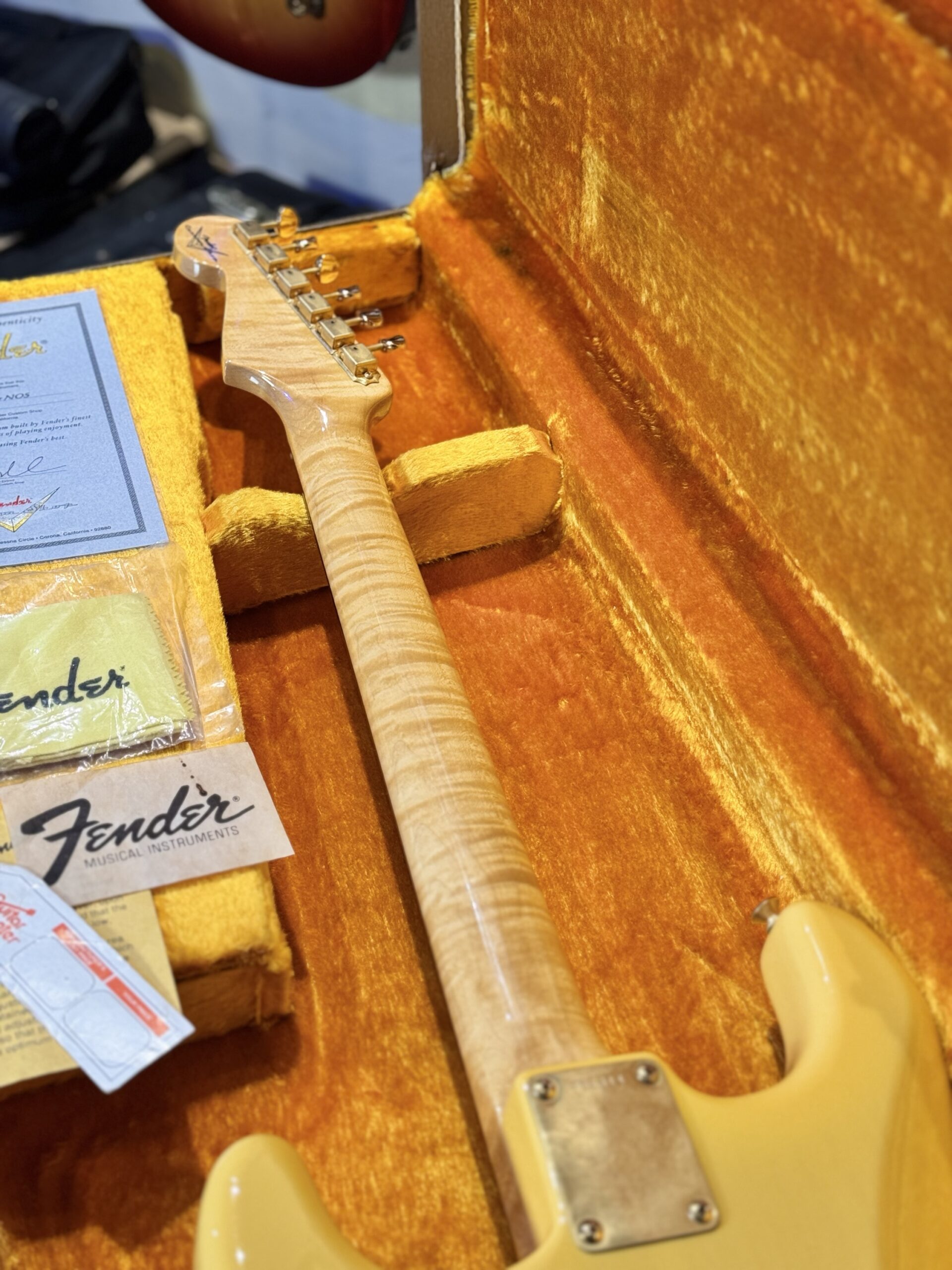 FENDER CUSTOMSHOP 60 MATCHING HEADSTOCK - Image 5